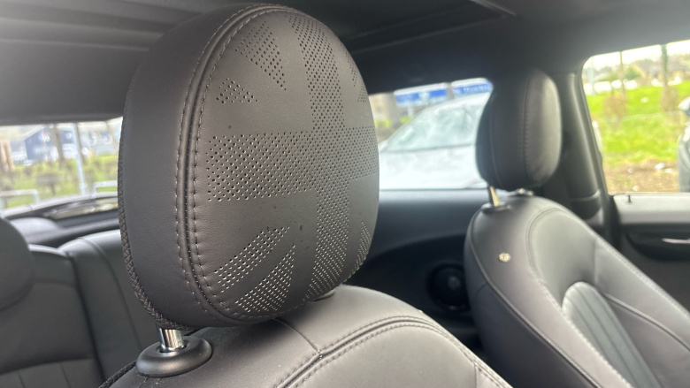 MINI Hatchback 135kW Cooper S Level 3 33kWh 3dr Auto Electric Hatchback